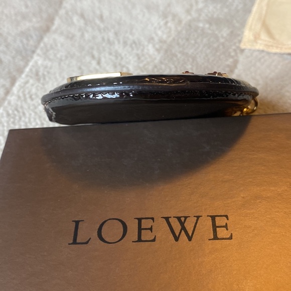 Loewe Round Coin Shiny Zip Pouch Good Luck Charm! - Picture 9 of 13